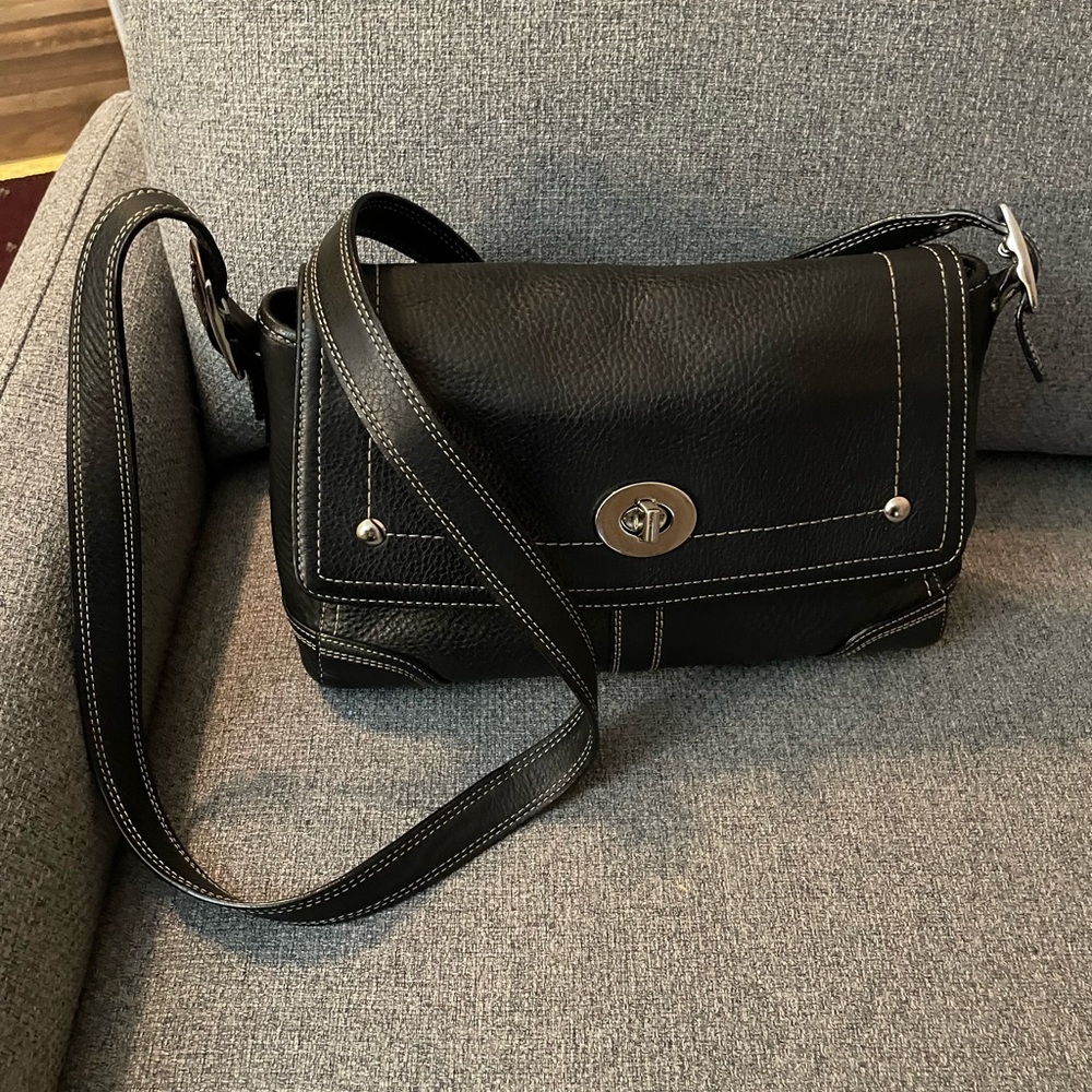 Coach Vintage Black Hamilton Turn-lock Leather Bag-Burgundy Lining Y2k era